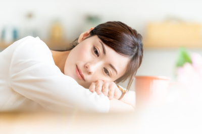 기분이 울적한 사람