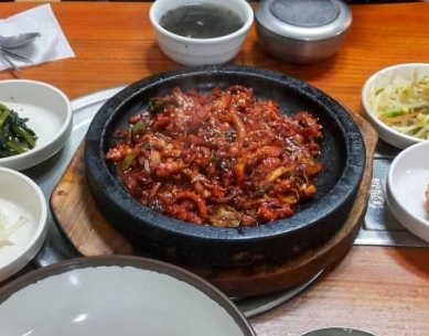 인사낙지골 낙지볶음