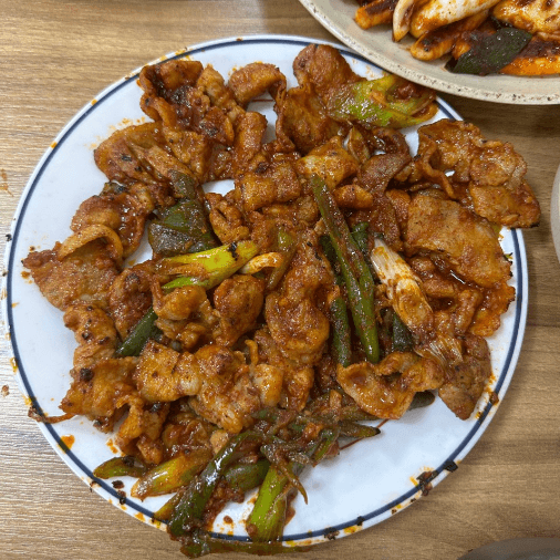 토밥 토요일은 밥이 좋아 석쇠 돼지불고기 오징어불고기 경주