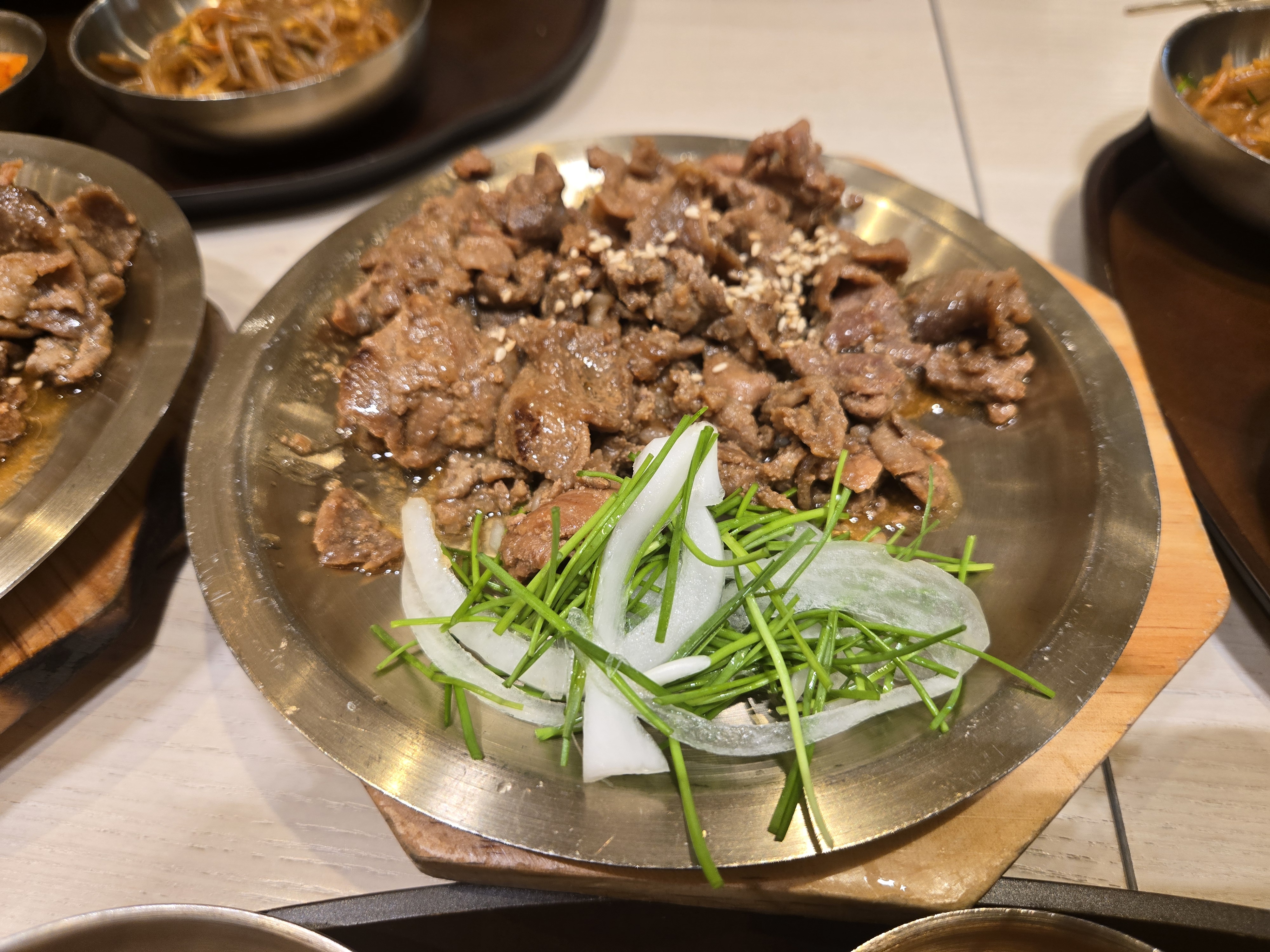 손수헌 한국식당 직화불고기 반상