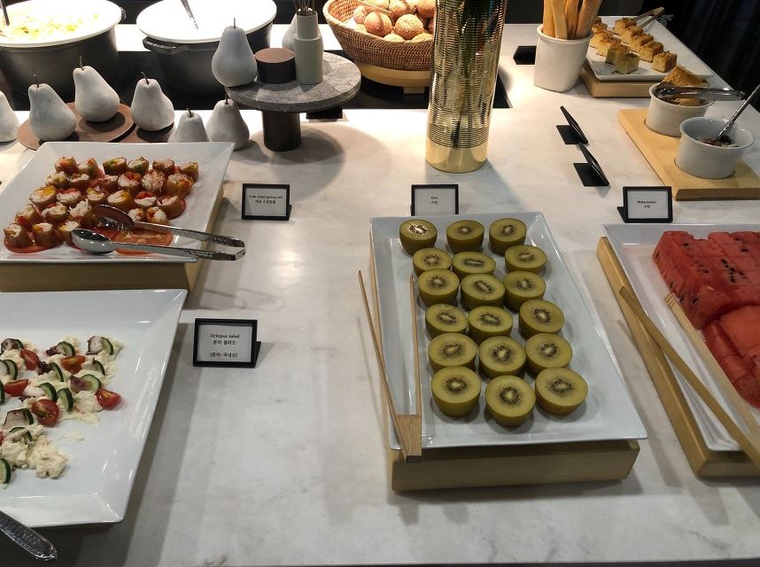 소노캄-라운지-음식-2