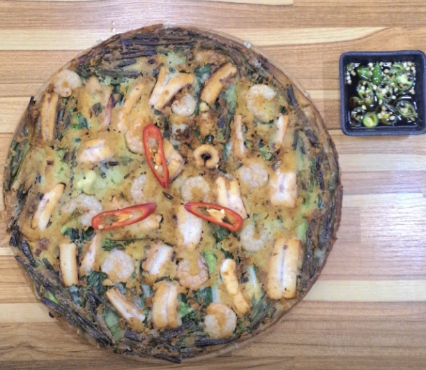 조마담칼국수 수원행궁동 본점