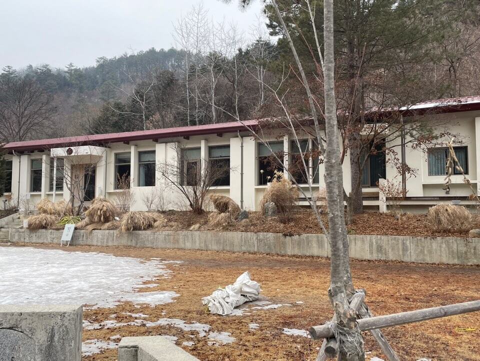춘천카페 오월학교
