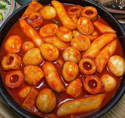 메추리알 떡볶이