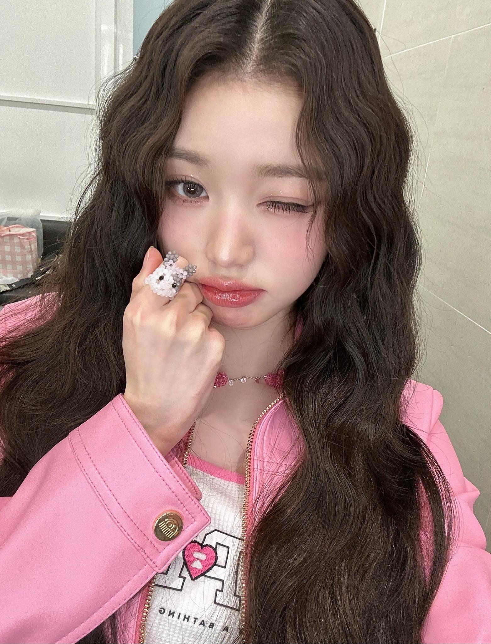 장원영 사진 컴퓨터 스마트폰 카카오톡 배경 화면 3