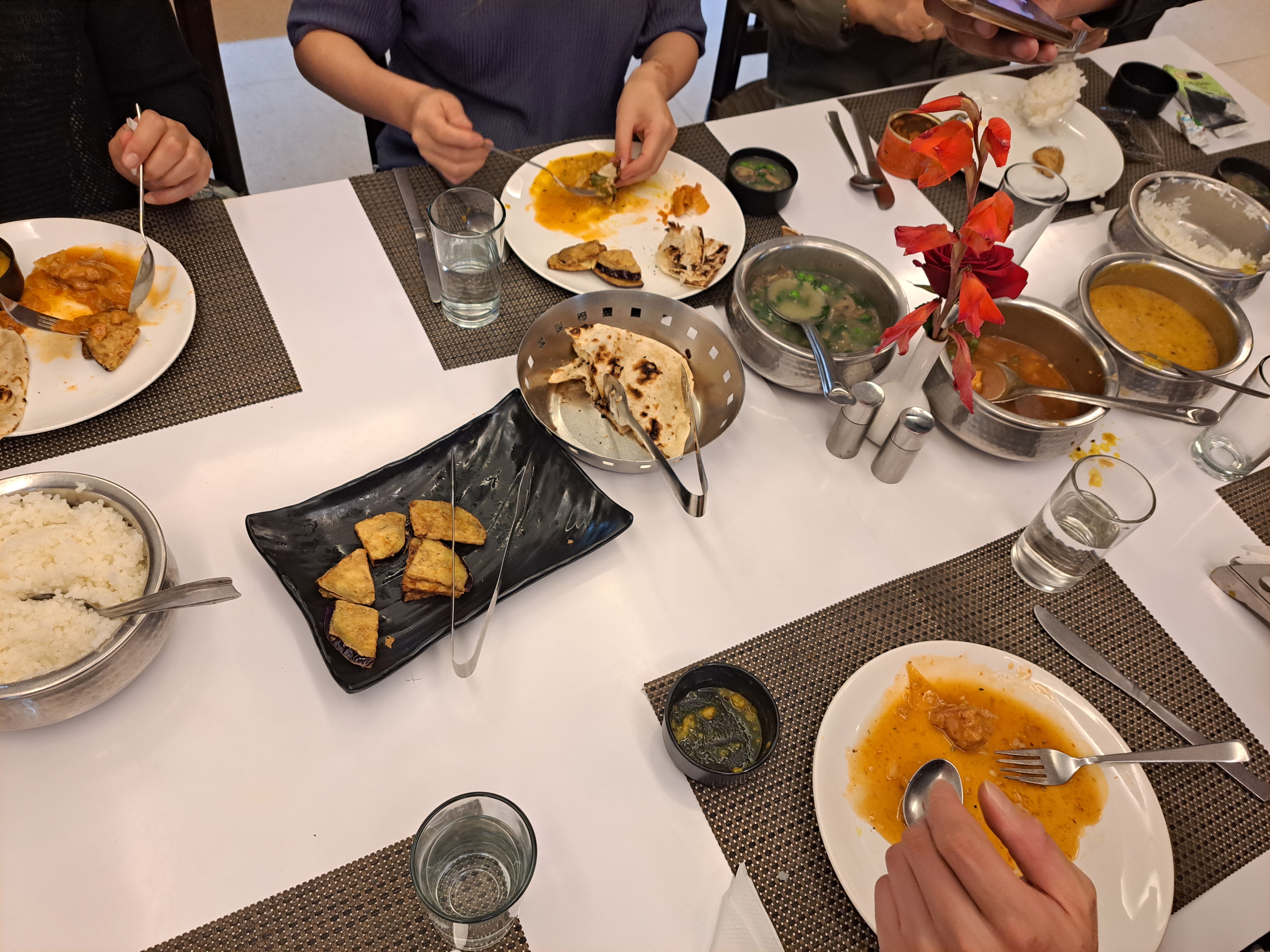 호텔 저녁