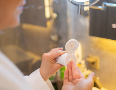 제형별로 달라지는 기능성화장품의 흡수력과 효과