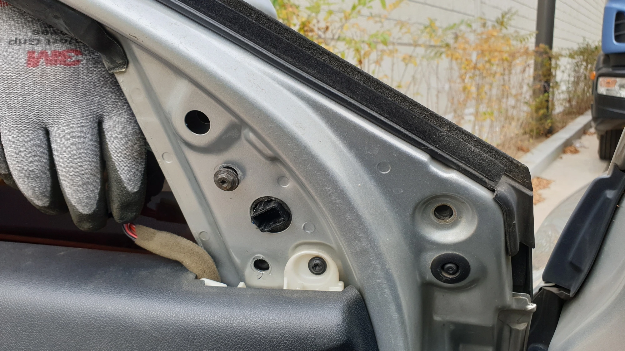 사이드미러 끼우는 방향