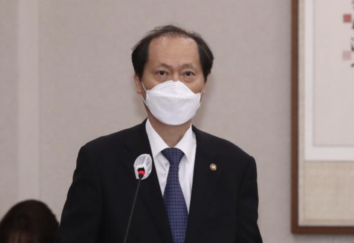 이완규 법제처장