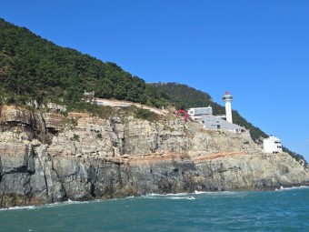 부산 태종대 &ndash; 봄날 해안 절경