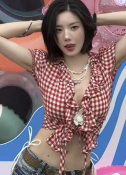 권은비 워터밤 몸매