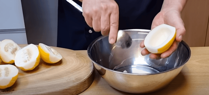 참외장아찌 요리법 1