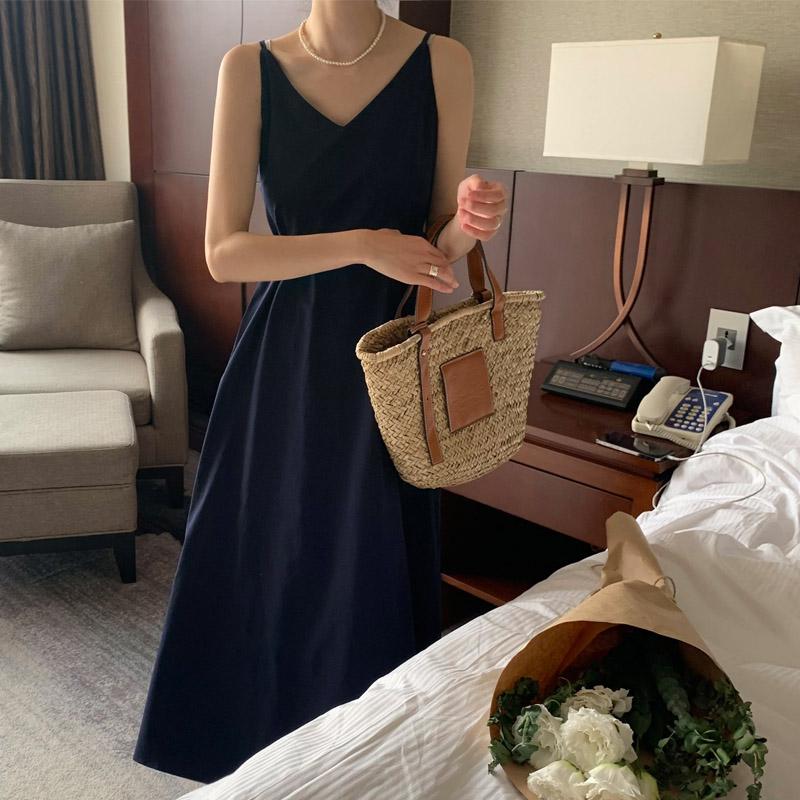 끈나시 브이넥 루즈핏 허리끈 벨트 민소매 A라인 플레어 하객 롱원피스