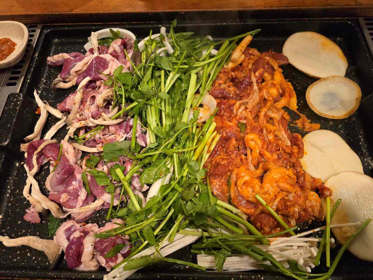 오리 로스 &amp; 주물럭 반반 세트