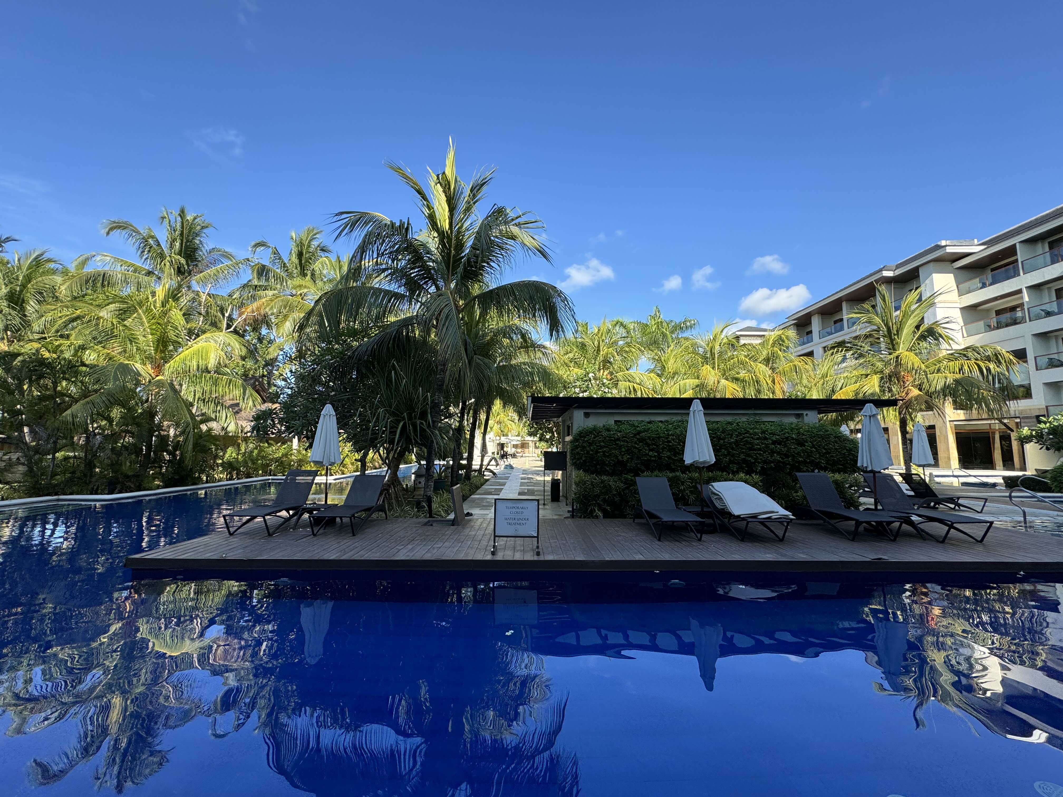 필리핀 보홀 헤난 리조트 알로나 비치 다이렉트 풀 억세스 룸