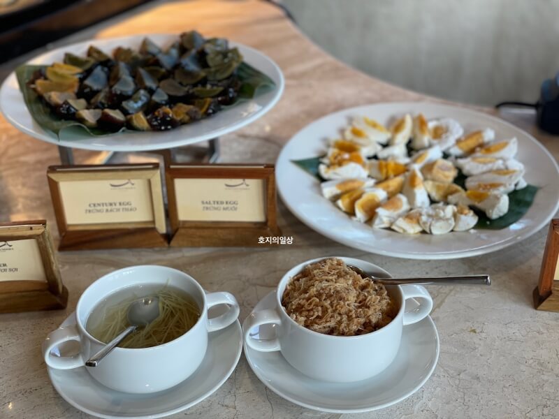 나트랑 아나만다라 깜란 올인클루 조식 피단&계란