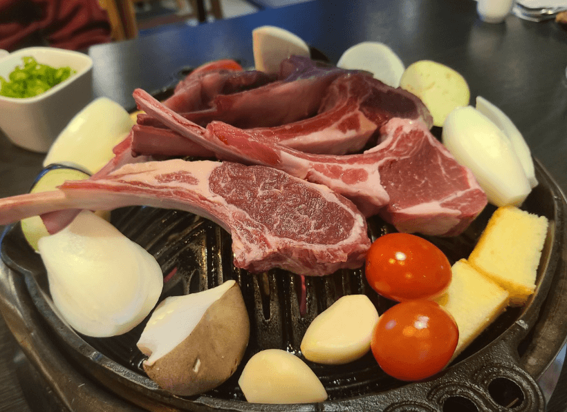 토밥 토요일은 밥이 좋아 삿포로식 양갈비 보양식 양전골 강남 역삼동