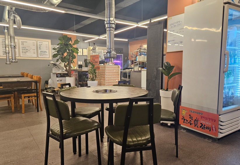 모모한우진갈비