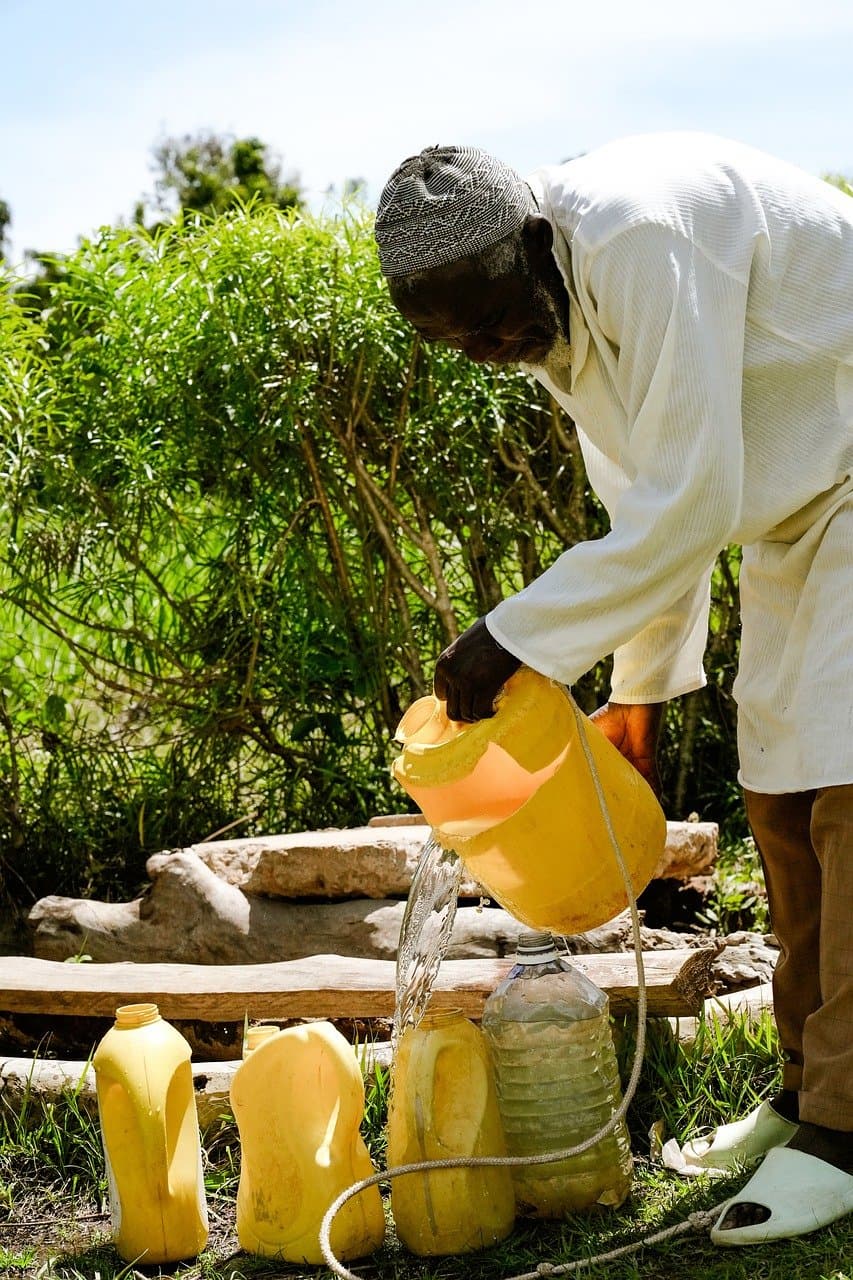 텀블러 하나로 지구를 지키는 습관 만들기