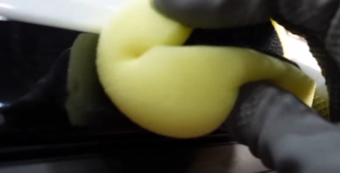 블랙하이그로시 기스 제거