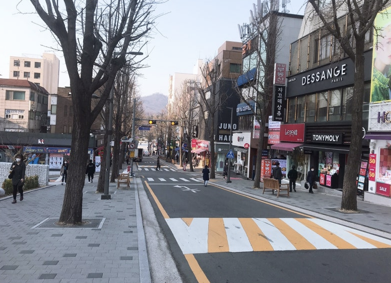 이대 패션거리 이미지