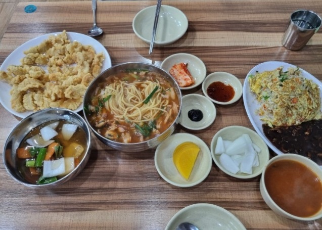 백반기행-금산-중국집-장춘관-볶음밥-오상욱