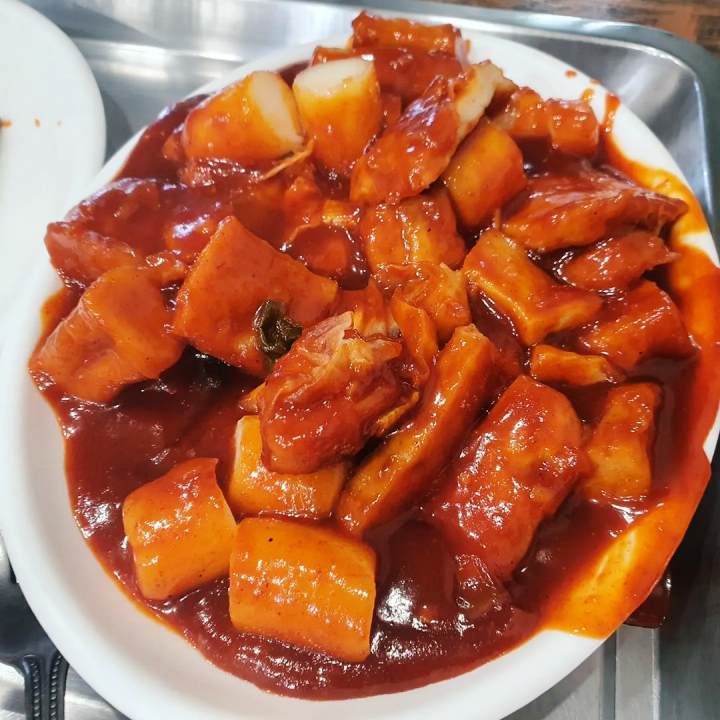 생활의달인 떡볶이 포항 맛집 40년 전통 떡볶이 소스 찰떡궁합 핫도그 임화묵 임현정 달인 은둔식달 오늘 방송 정보