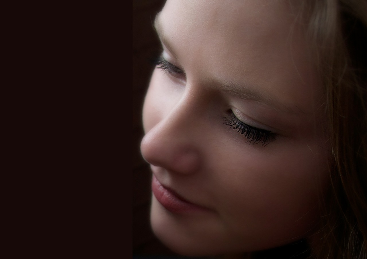 눈밑꺼짐&amp;#44; 눈밑주름 없애는 방법 