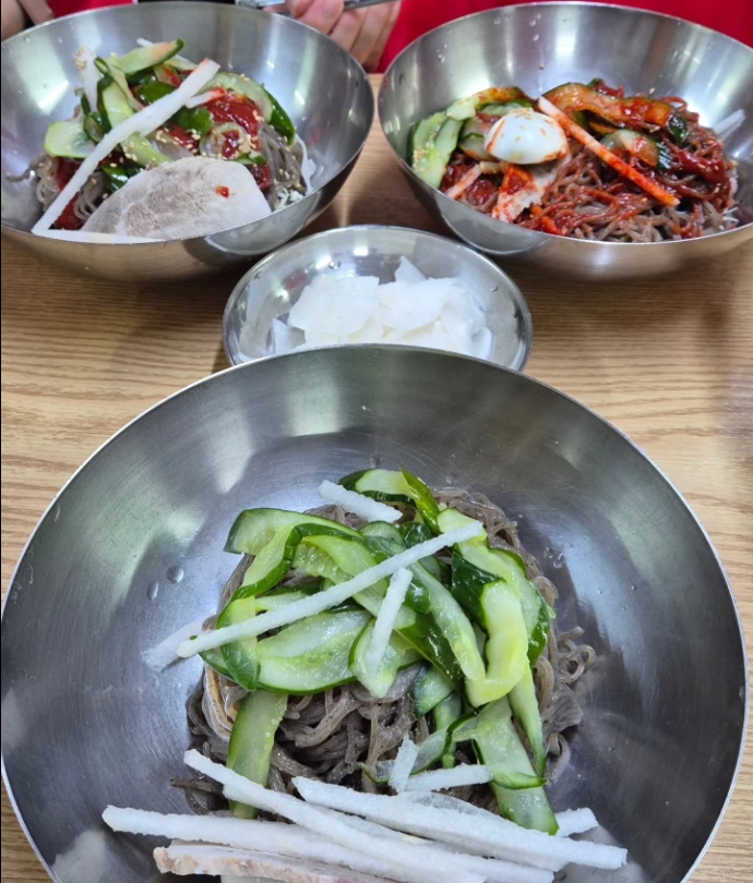 축제 푸드존 전경(갤러리)