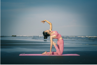 요가와 어울리는 향기 동작과 호흡을 돕는 아로마 테라피