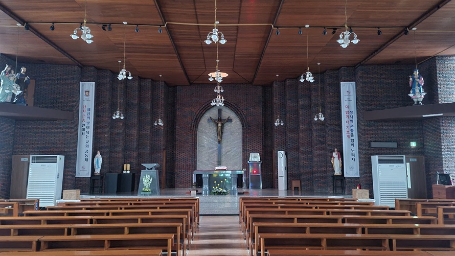 천안 봉명동성당