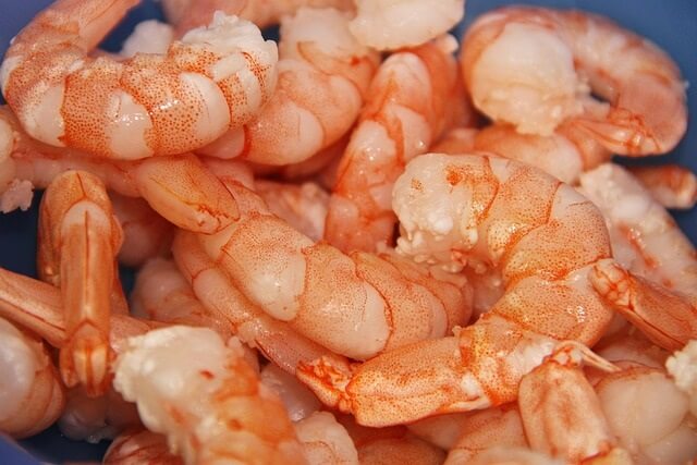 삶은 새우