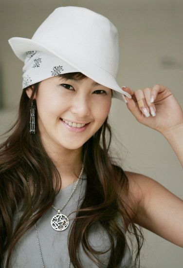 솔비 권지안 나이 프로필 총정리｜학력&middot;고향&middot;타이푼 20주년&middot;화가 작품 가격&middot;바르셀로나 미술상&middot;이규한 결혼