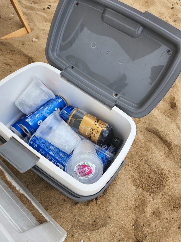 음료가-가득한-아이스박스