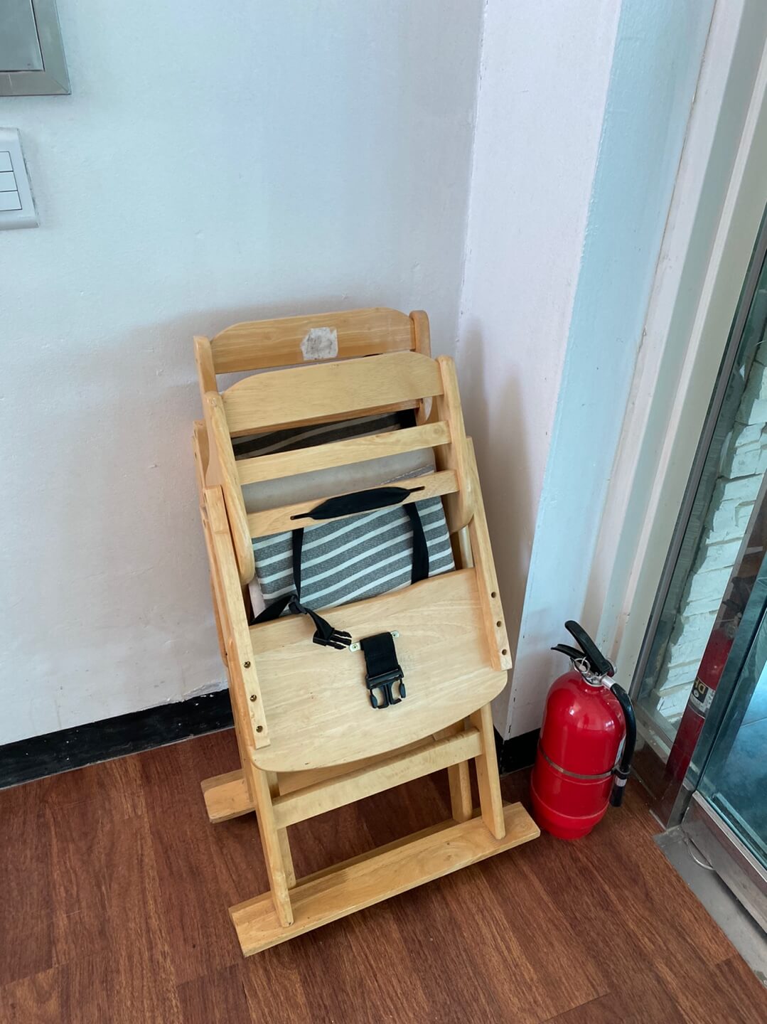 카페-플로레도-2층-이미지