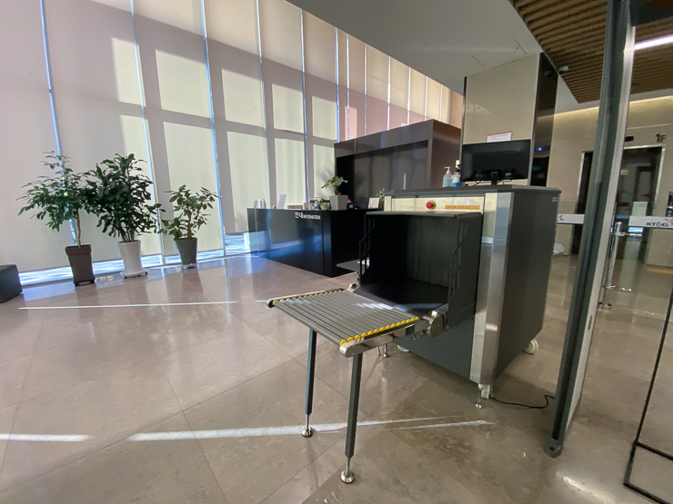 출입관리 보안데스크