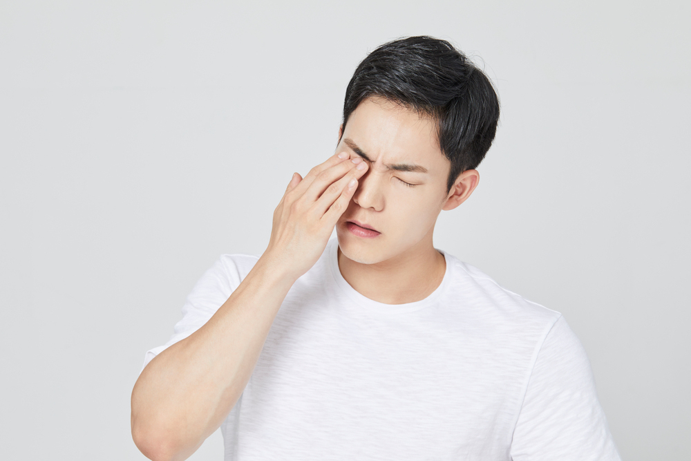 눈밑이 떨리는 증상