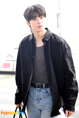 차은우 근황 포착 &amp;#124; 130억 세금 완납
