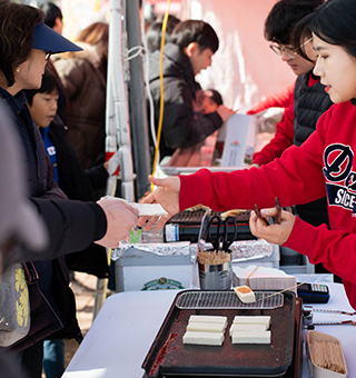 임실산타축제 산타 행사 사진들