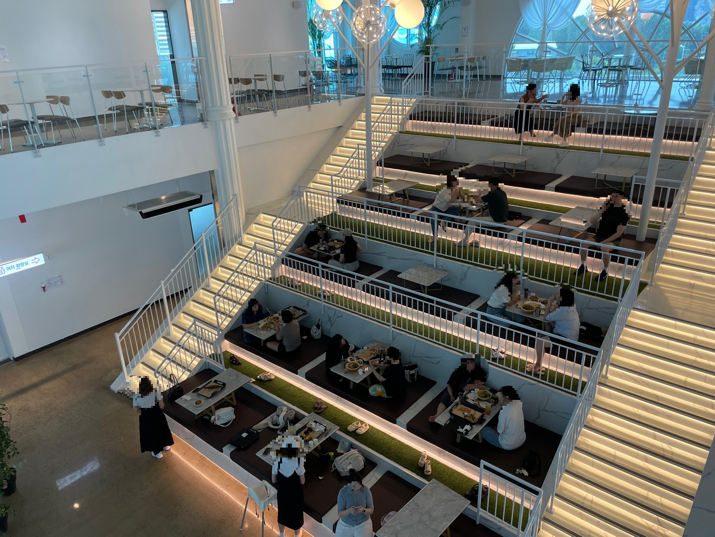 포레스트아웃팅스 용인 신상 대형 베이커리 카페