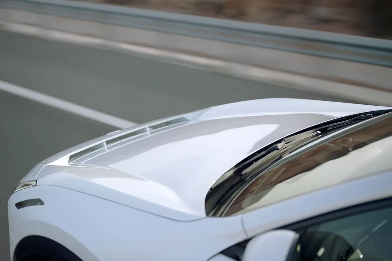 폴스타 3 전면 에어로 윙