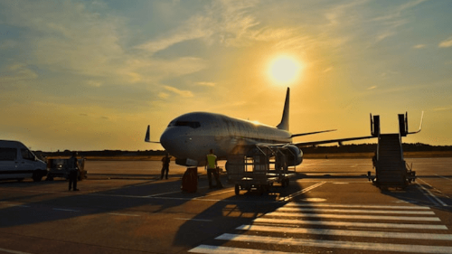 비행기-결항-실시간-항공기-운영-출발-도착-정보-공항-날씨-확인-대처-방법