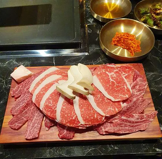 국민한우집 서판교직영점