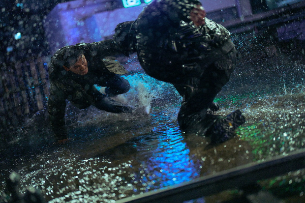 영화-베테랑-2-황정민-정해인-스틸컷