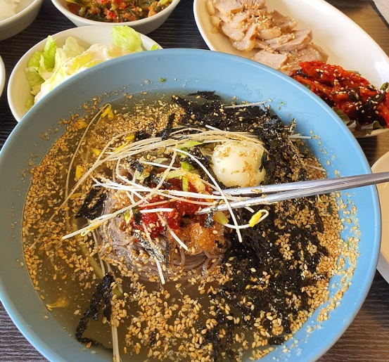 백운막국수