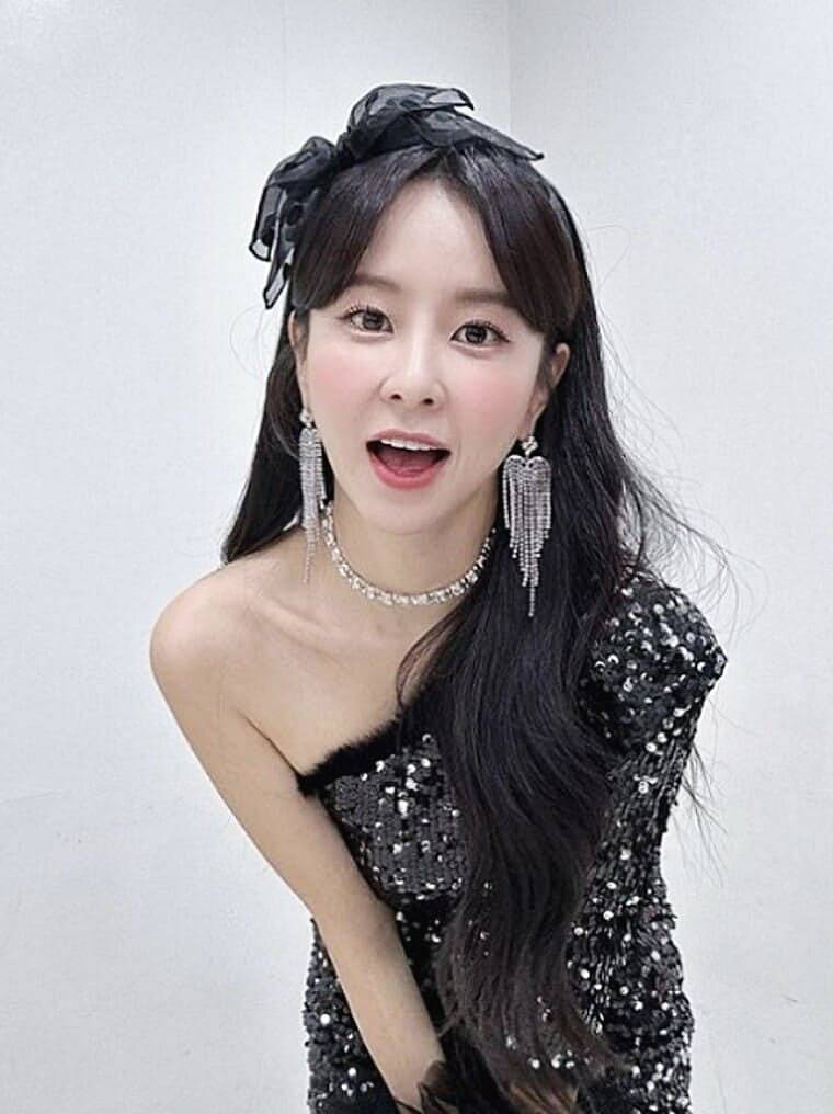 가수-은가은