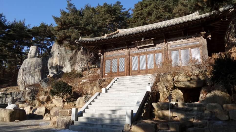 100대 명산 등산하기 열세번째 홍성 용봉산 다양한 기암괴석&amp;#44; 전망이 시원하게 열린 능선&amp;#44;