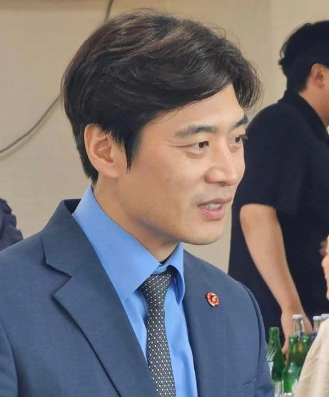 한준호 국회의원 프로필 나이 고향 학력 재산 지역구 페이스북