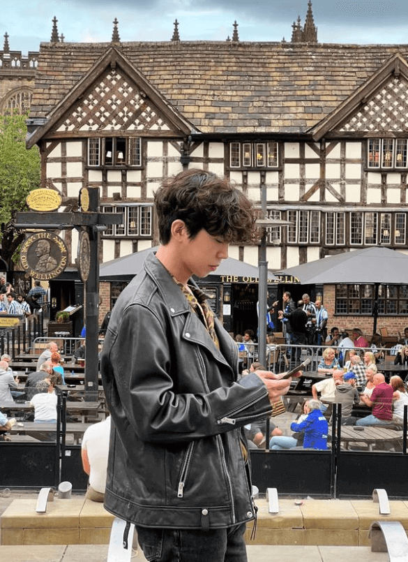 인 악토버 무료보기