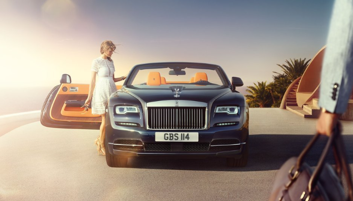 롤스로이스 던 중고차 가격 시세표 연비